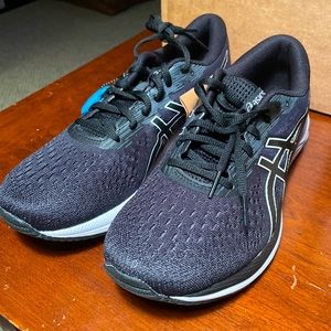 ASICS Gel-Excite 7 - Black new with tags size 9.5 1011A657 see pics